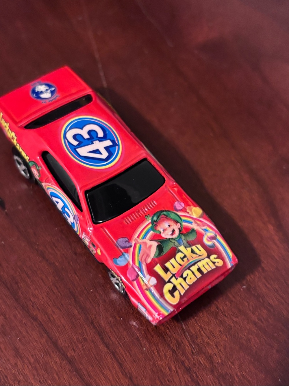 Hot Wheels Die-Cast Toy Car Lucky charms #43 Richard Patty